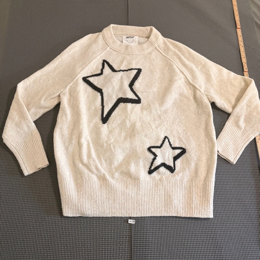 Aerie Womens Cream Black Star Knit Raglan Sweater Estimated Small
